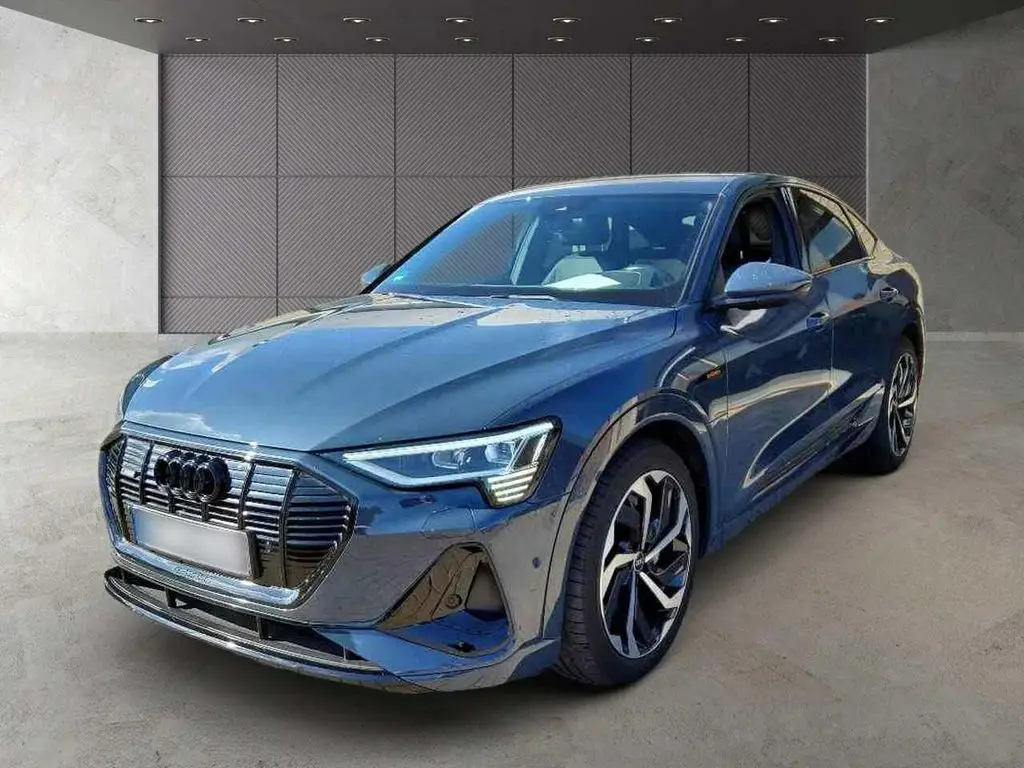 Photo 1 : Audi E-tron 2021 Not specified