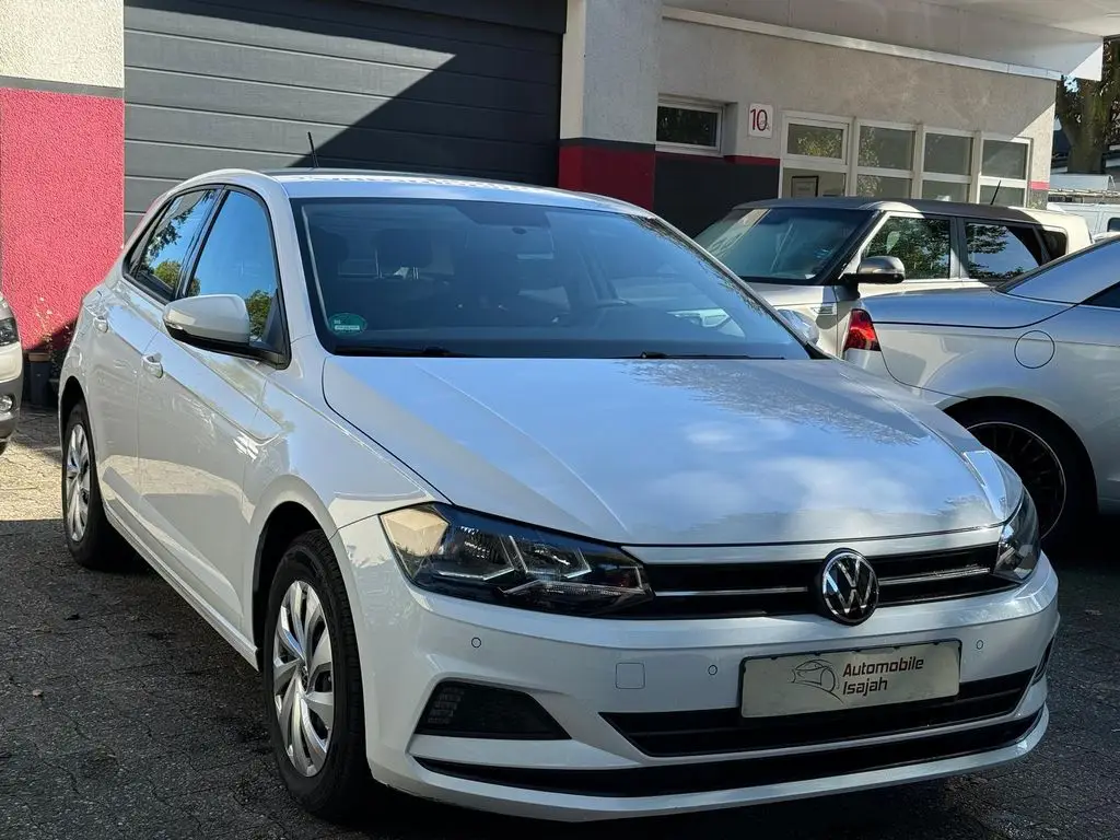 Photo 1 : Volkswagen Polo 2021 Essence