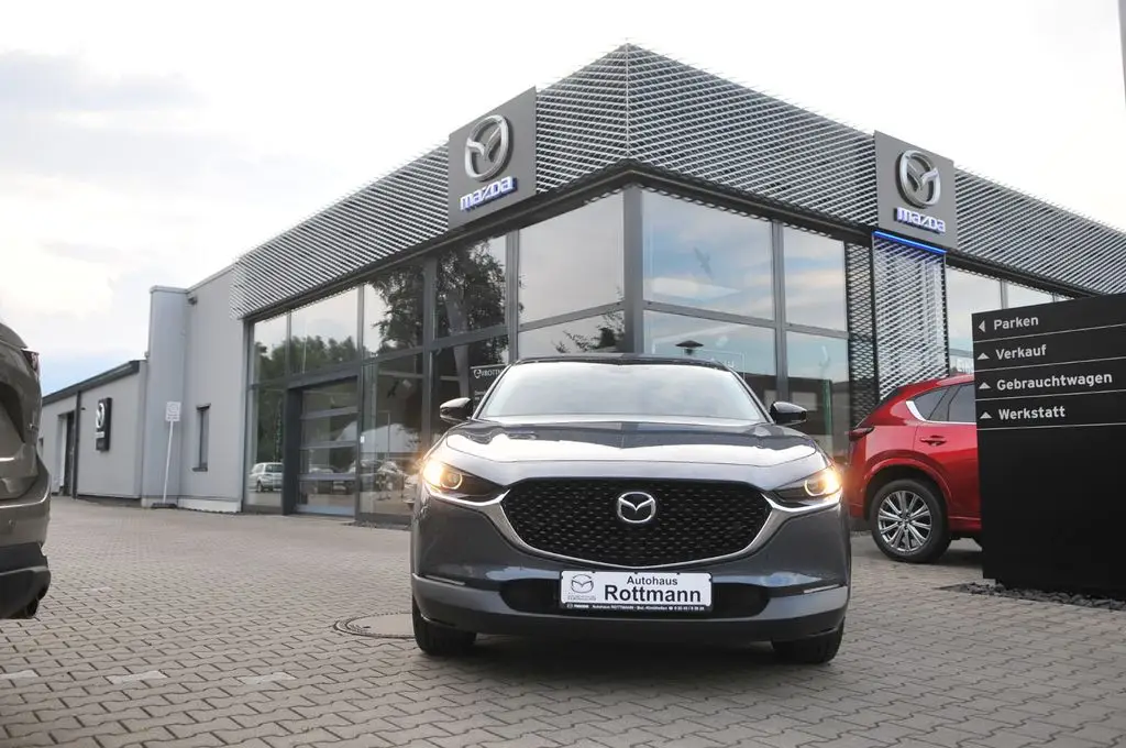 Photo 1 : Mazda Cx-30 2023 Petrol