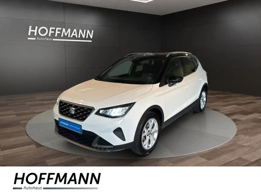 Photo 1 : Seat Arona 2023 Essence