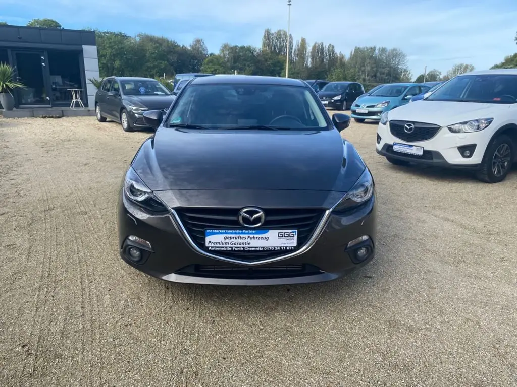 Photo 1 : Mazda 3 2015 Diesel