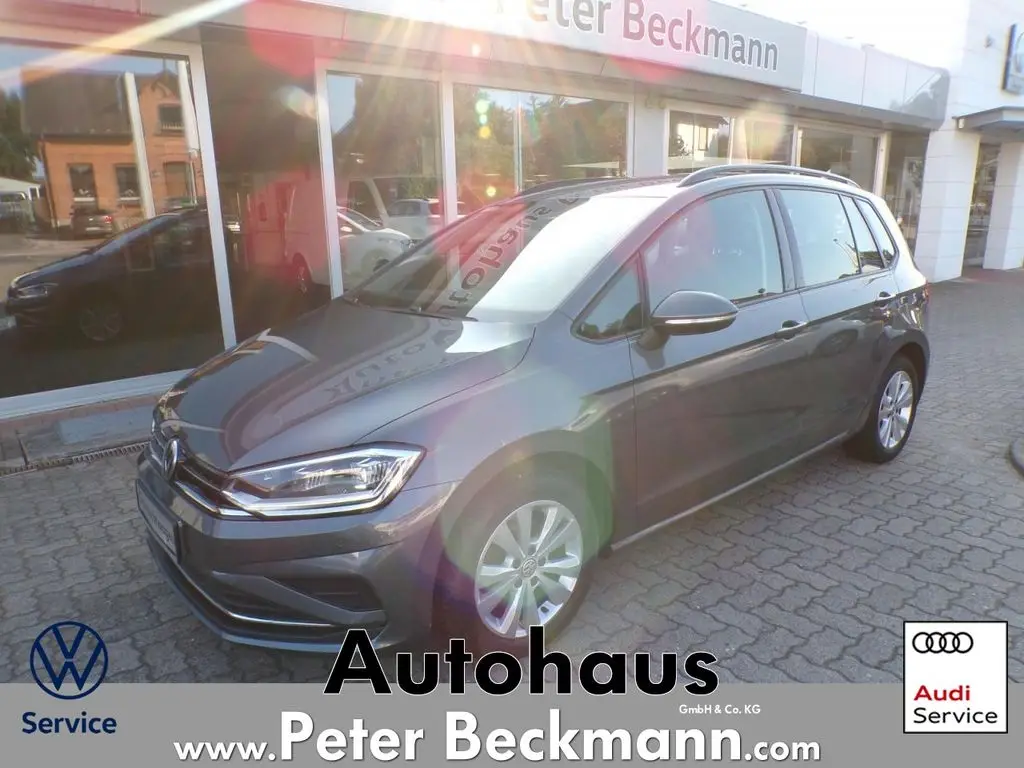 Photo 1 : Volkswagen Golf 2019 Petrol