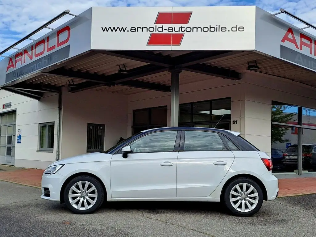 Photo 1 : Audi A1 2015 Diesel