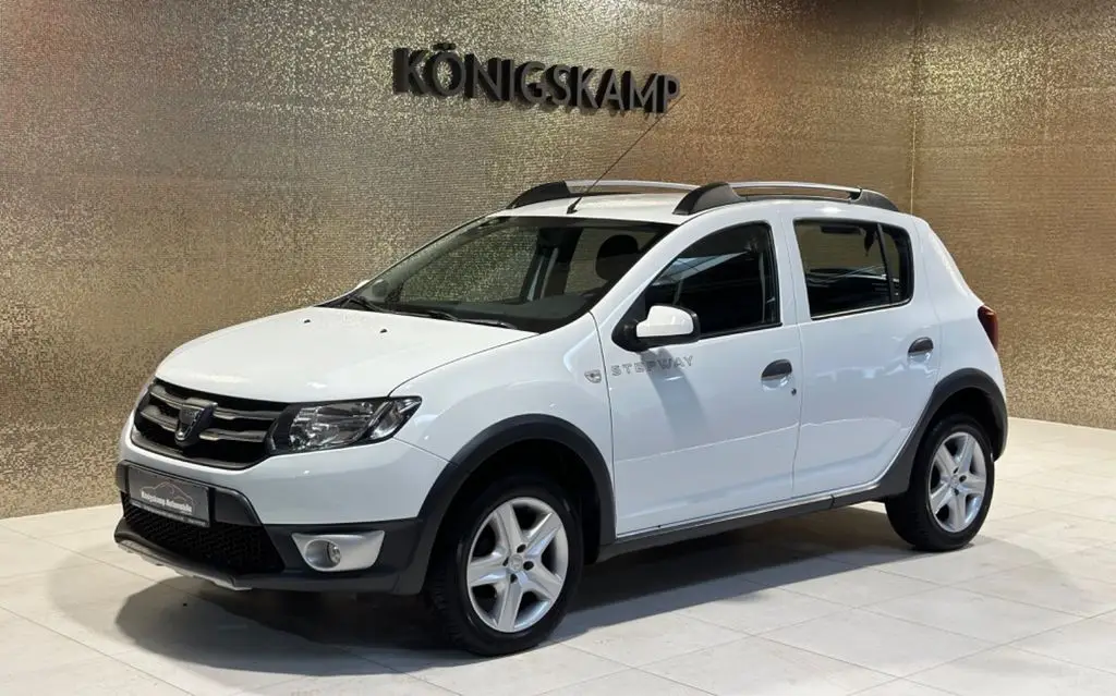 Photo 1 : Dacia Sandero 2016 Essence