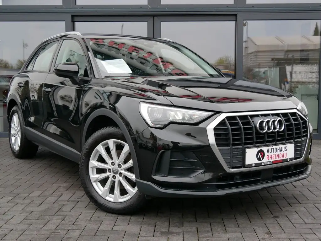 Photo 1 : Audi Q3 2019 Petrol