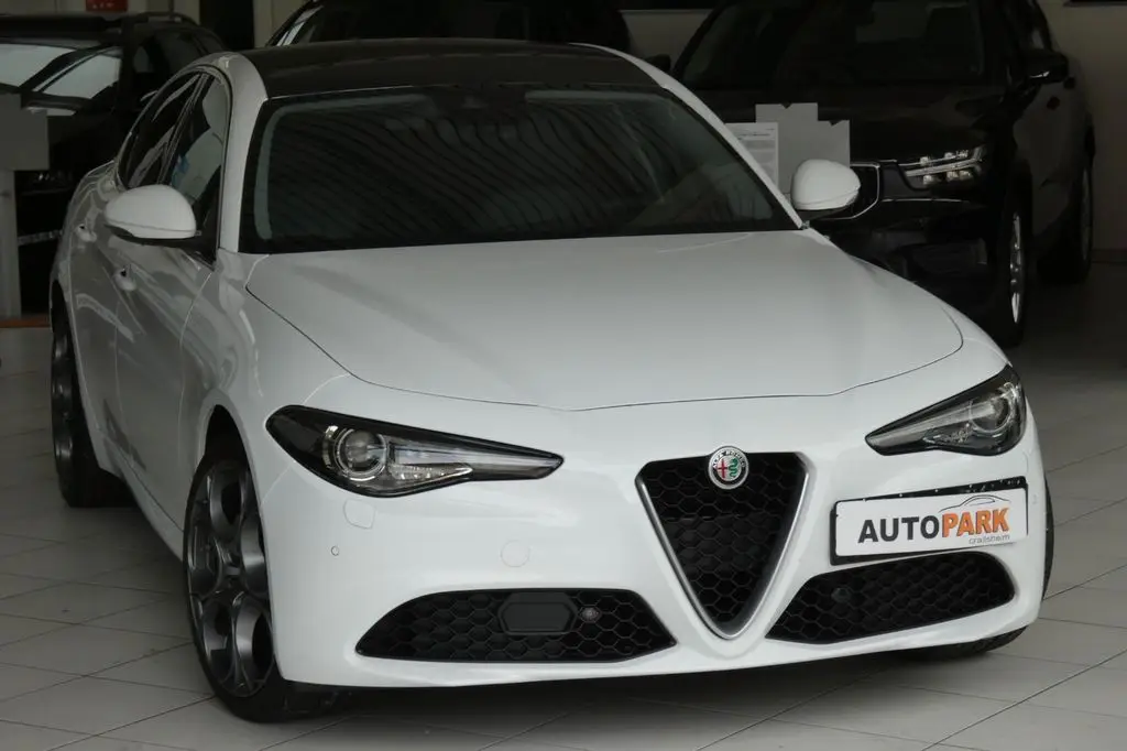 Photo 1 : Alfa Romeo Giulia 2018 Diesel