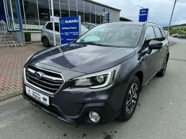 Photo 1 : Subaru Outback 2020 Petrol