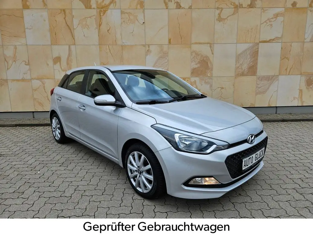 Photo 1 : Hyundai I20 2017 Petrol