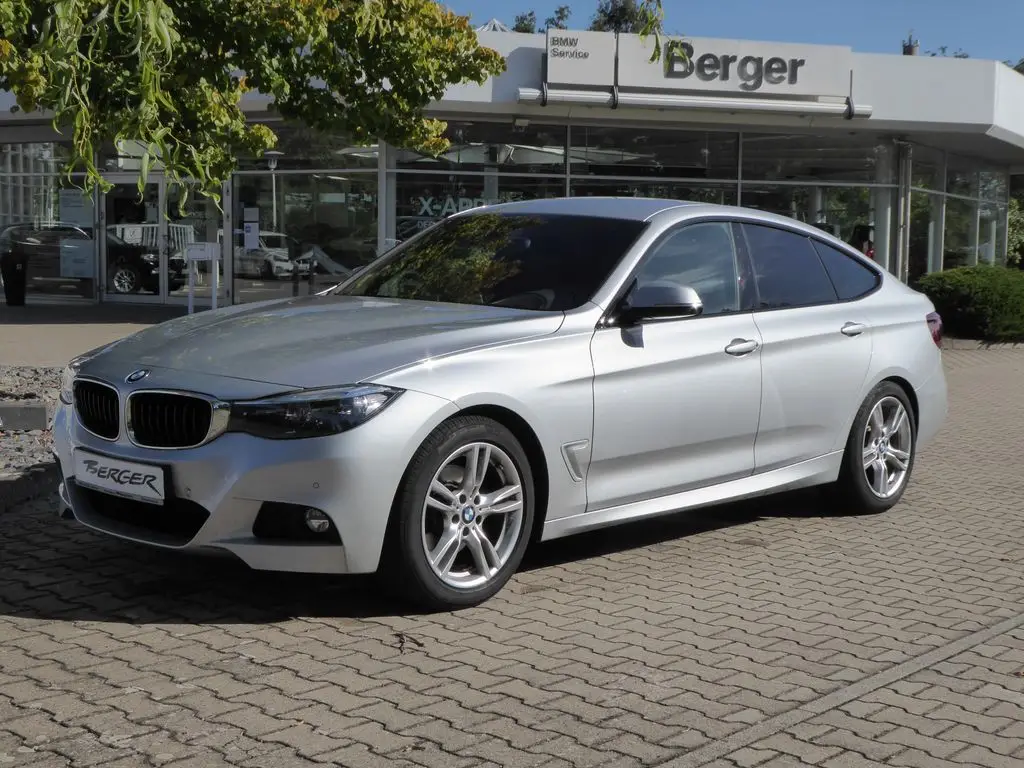 Photo 1 : Bmw Serie 3 2020 Petrol