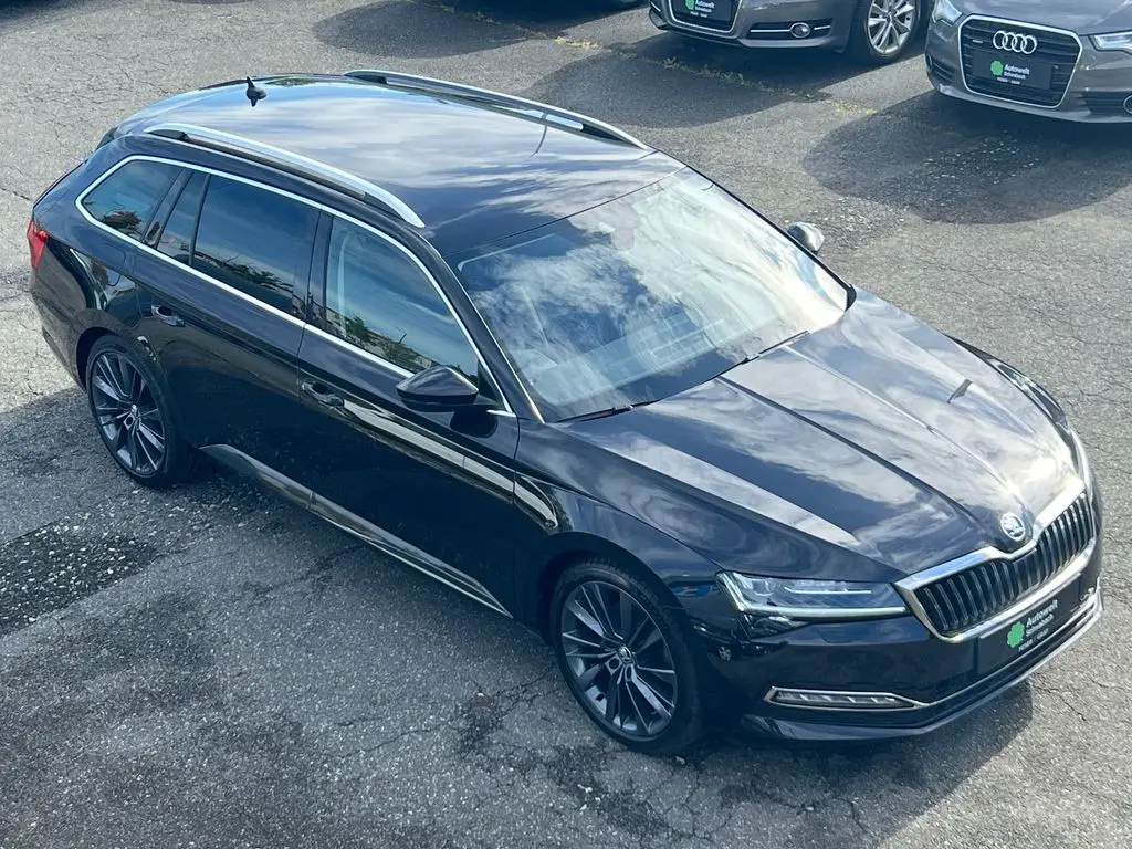 Photo 1 : Skoda Superb 2019 Essence