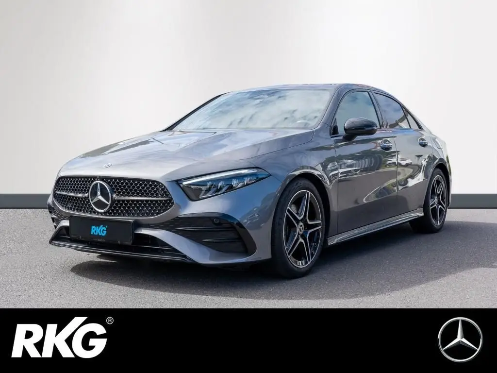 Photo 1 : Mercedes-benz Classe A 2023 Essence