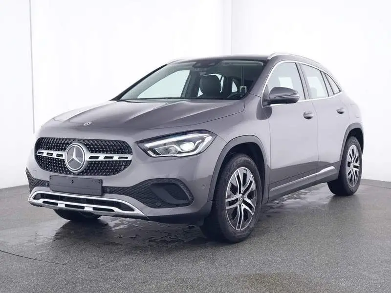 Photo 1 : Mercedes-benz Classe Gla 2023 Petrol