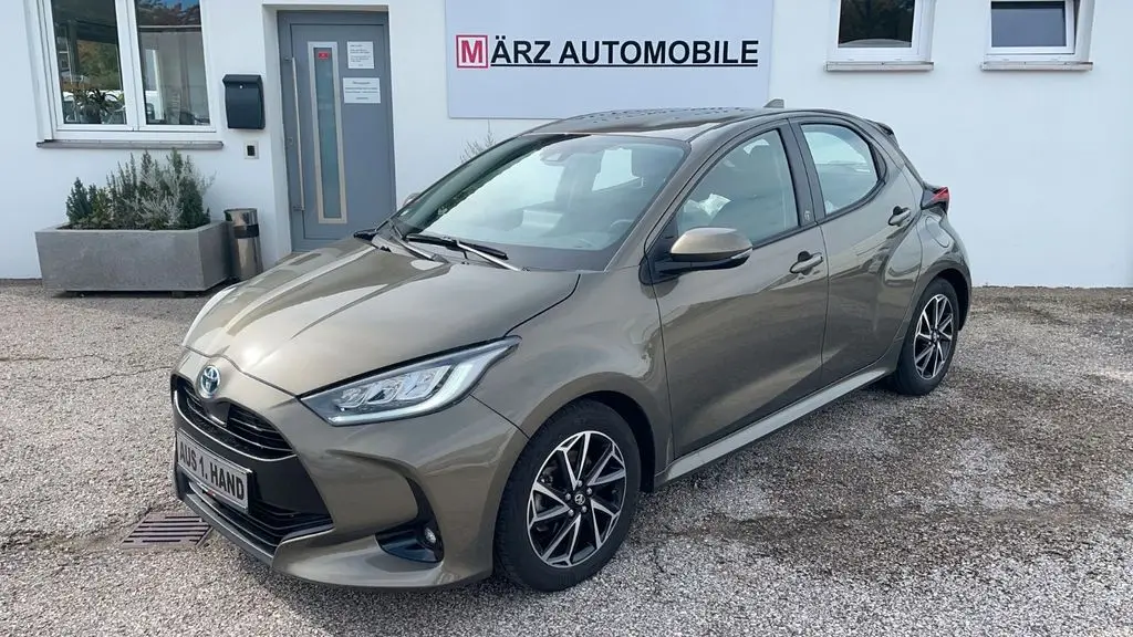 Photo 1 : Toyota Yaris 2021 Hybride