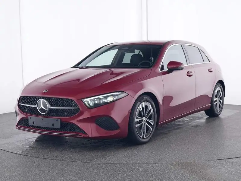 Photo 1 : Mercedes-benz Classe A 2023 Essence