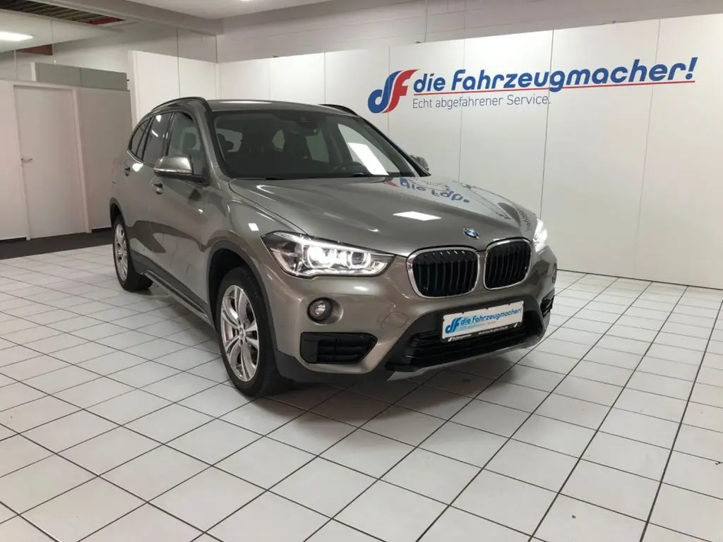 Photo 1 : Bmw X1 2017 Petrol