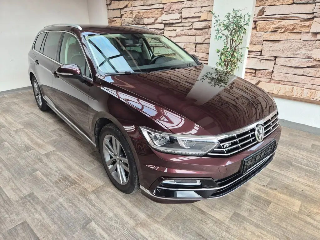 Photo 1 : Volkswagen Passat 2017 Petrol