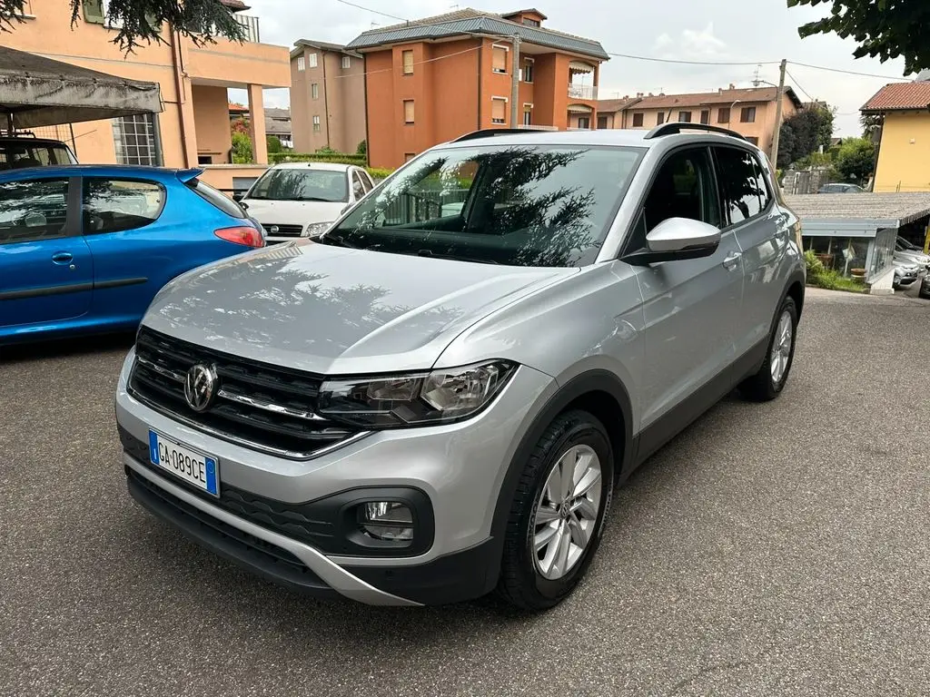 Photo 1 : Volkswagen T-cross 2020 Essence