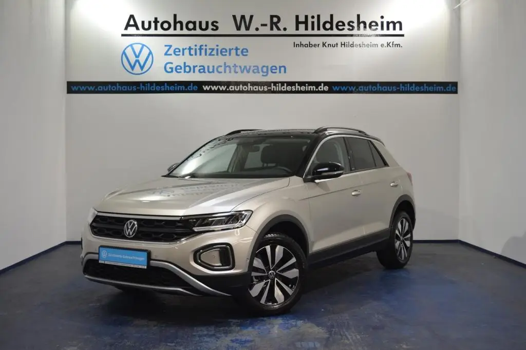 Photo 1 : Volkswagen T-roc 2023 Essence