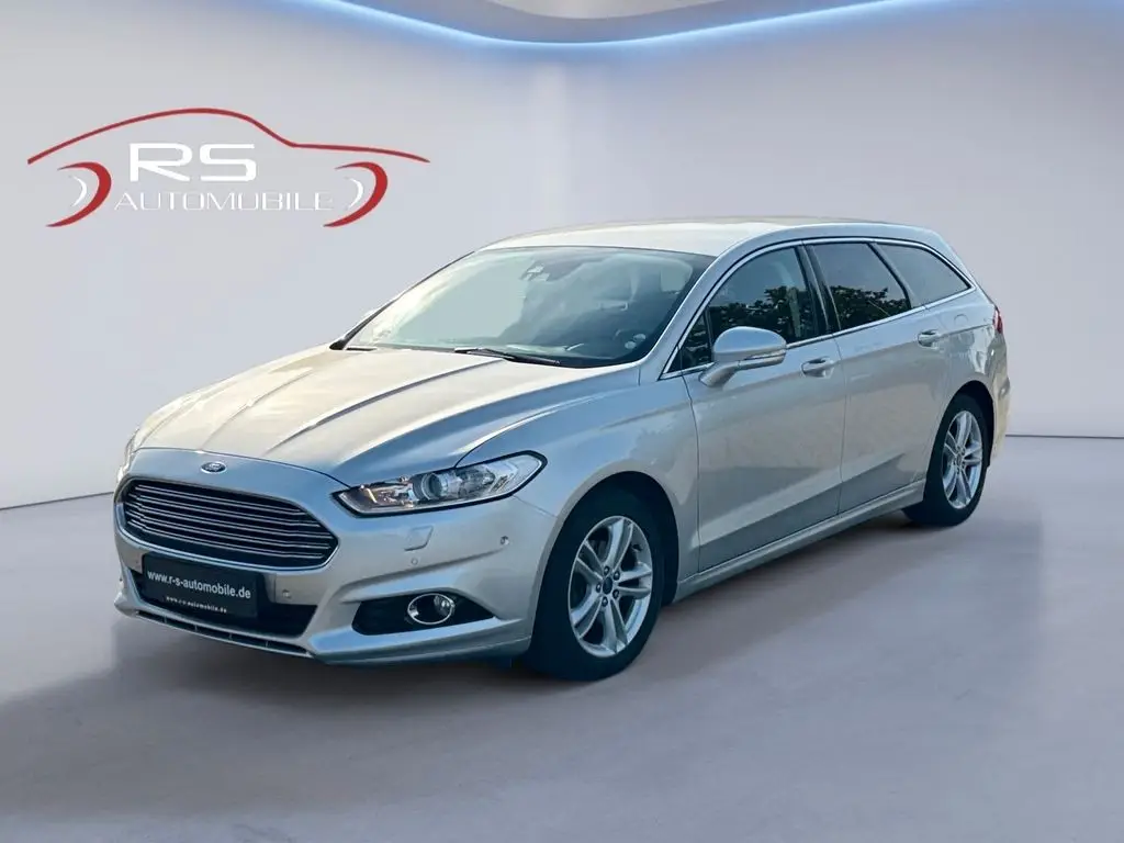 Photo 1 : Ford Mondeo 2018 Essence