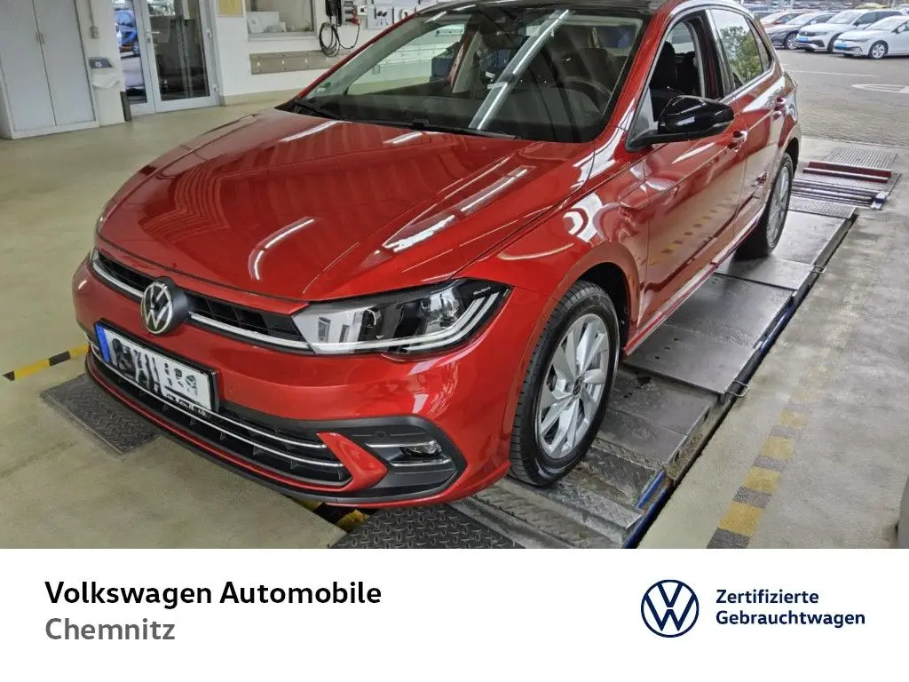 Photo 1 : Volkswagen Polo 2022 Essence