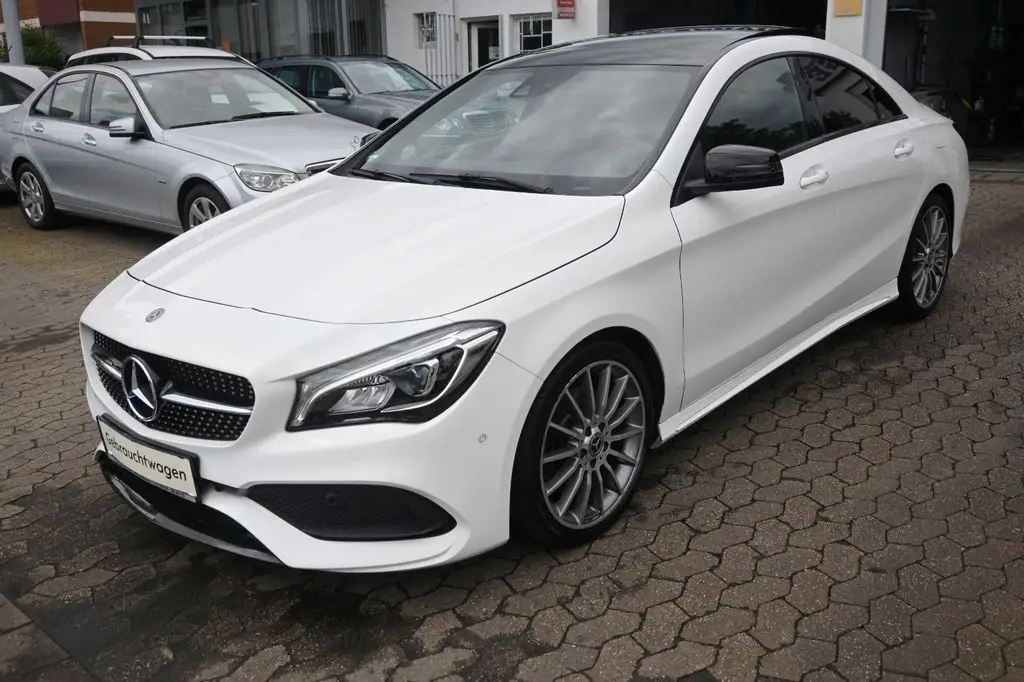 Photo 1 : Mercedes-benz Classe Cla 2019 Essence