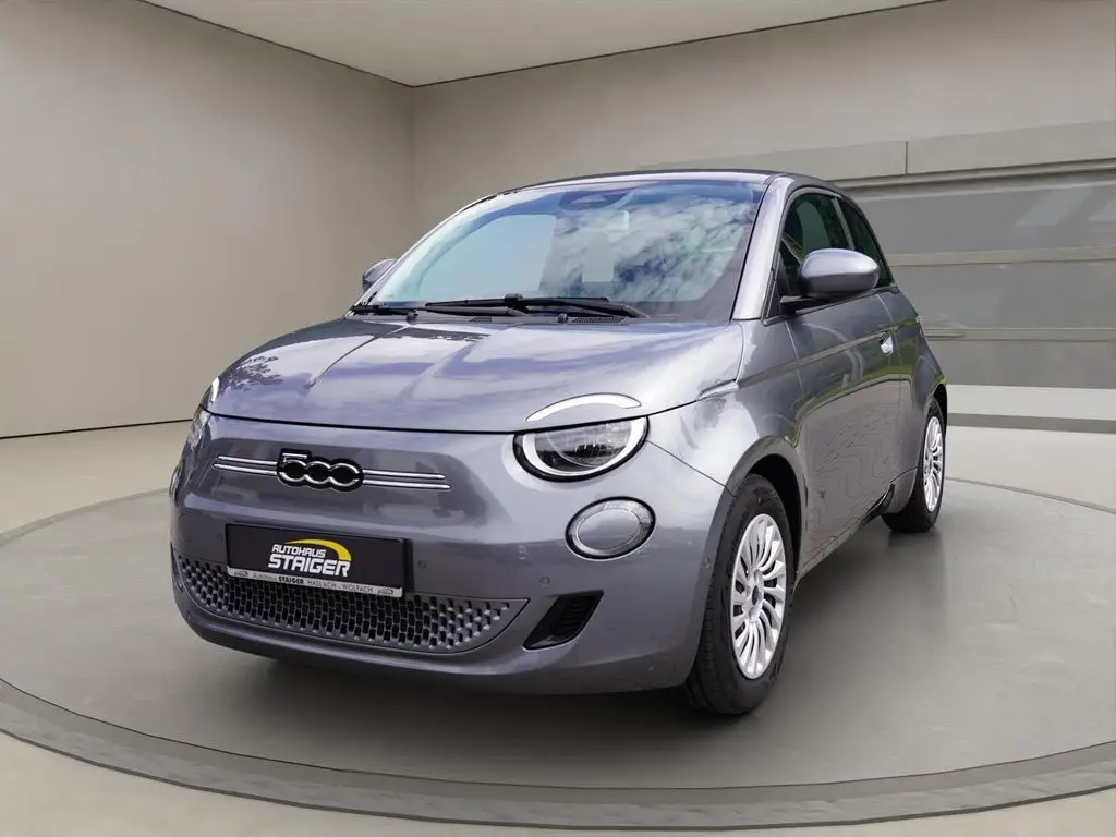 Photo 1 : Fiat 500 2023 Not specified