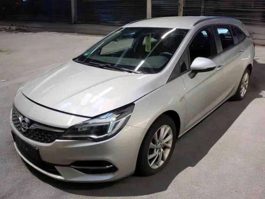 Photo 1 : Opel Astra 2020 Essence