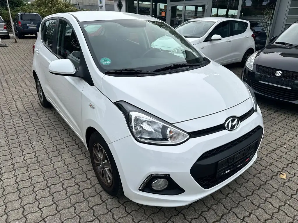 Photo 1 : Hyundai I10 2015 Petrol