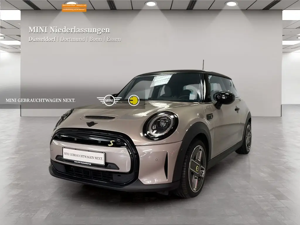 Photo 1 : Mini Cooper 2021 Non renseigné