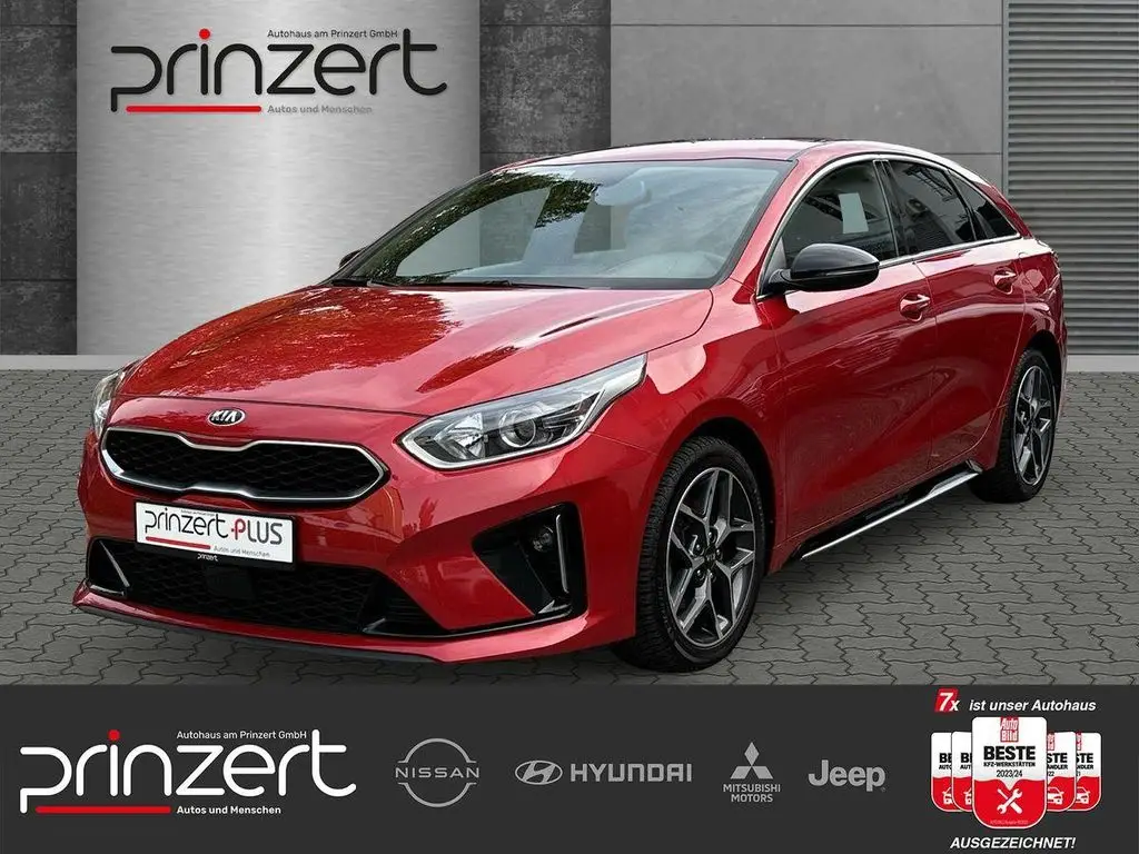 Photo 1 : Kia Proceed 2021 Petrol