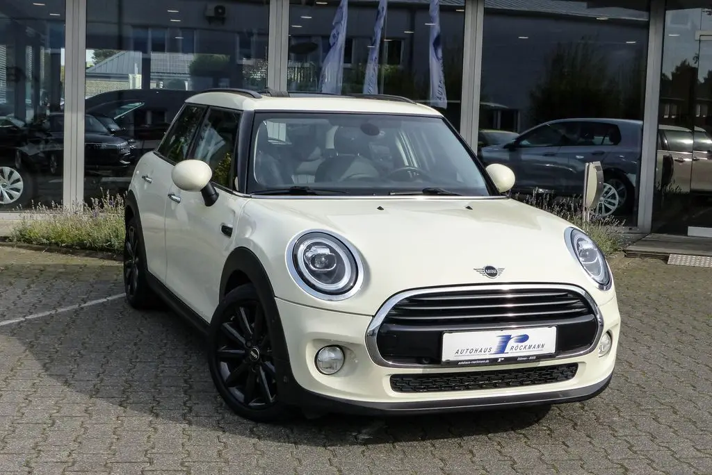 Photo 1 : Mini Cooper 2019 Essence