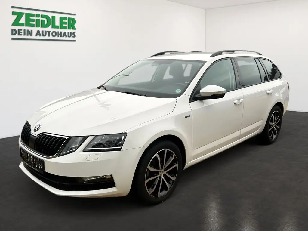 Photo 1 : Skoda Octavia 2019 Petrol