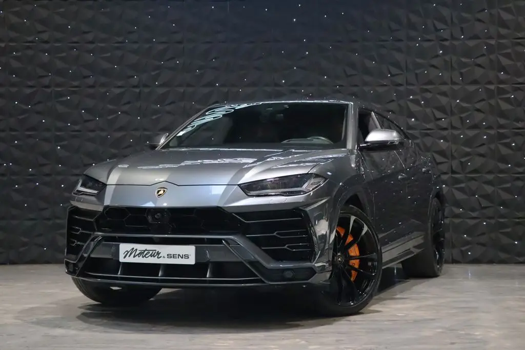 Photo 1 : Lamborghini Urus 2020 Petrol