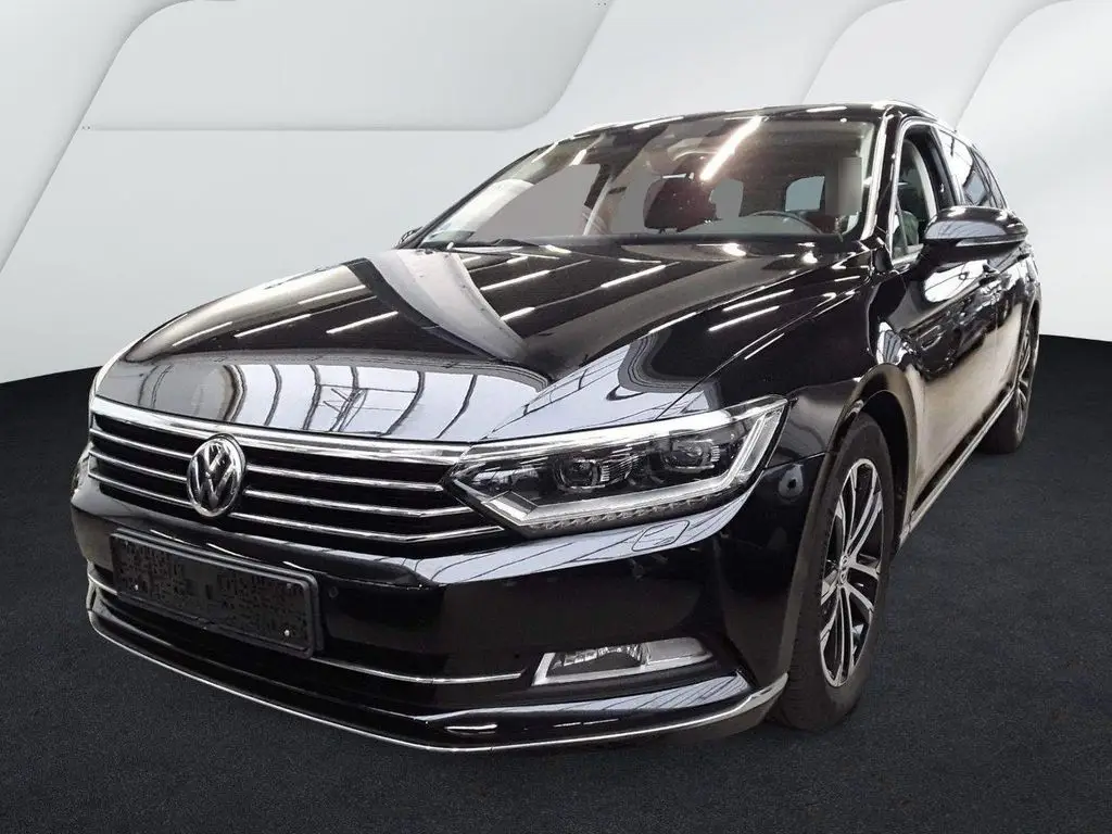 Photo 1 : Volkswagen Passat 2018 Diesel