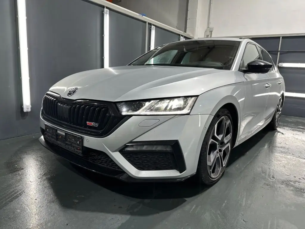 Photo 1 : Skoda Octavia 2021 Diesel