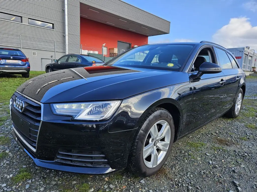 Photo 1 : Audi A4 2019 Diesel