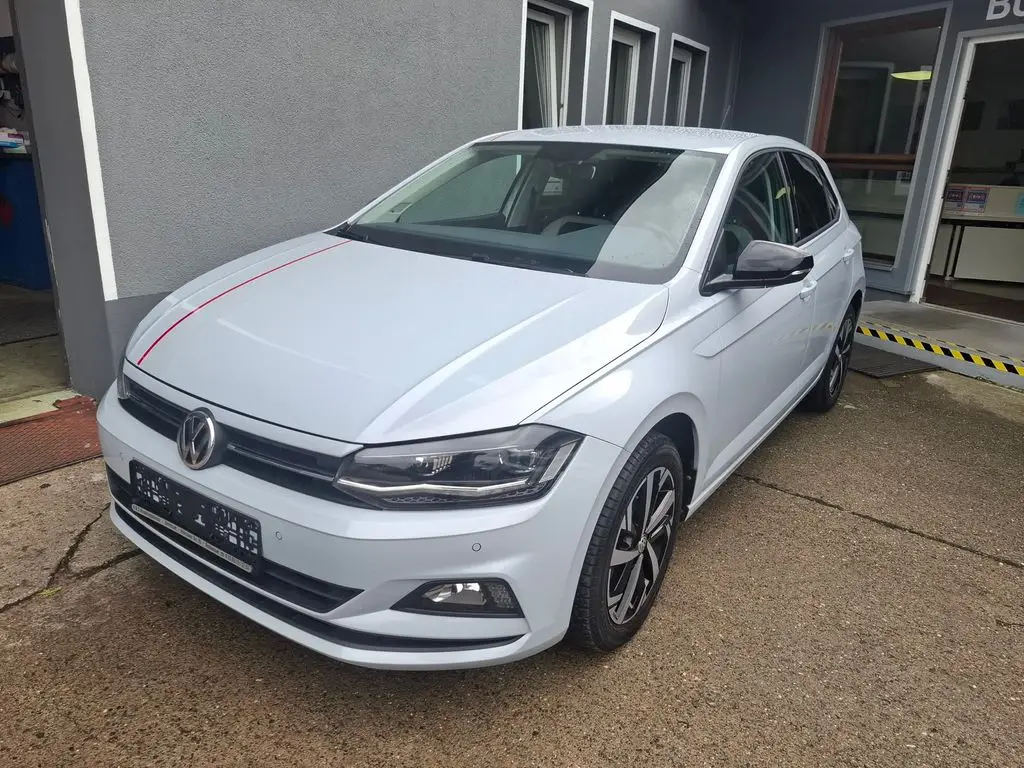 Photo 1 : Volkswagen Polo 2018 Petrol