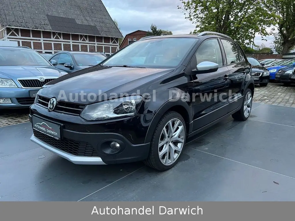 Photo 1 : Volkswagen Polo 2015 Petrol