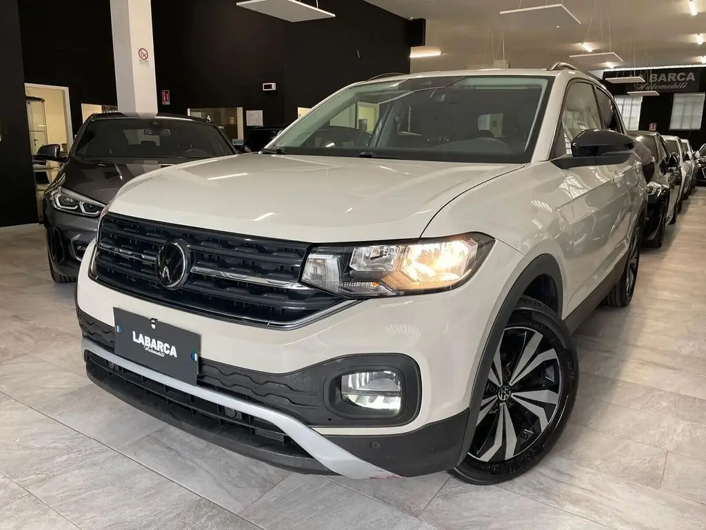 Photo 1 : Volkswagen T-cross 2023 Essence