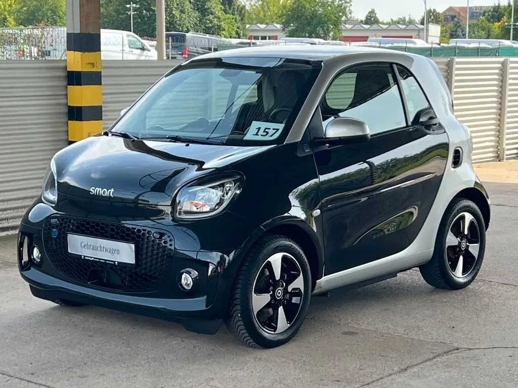 Photo 1 : Smart Fortwo 2020 Non renseigné