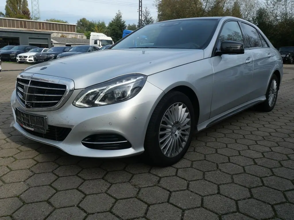 Photo 1 : Mercedes-benz Classe E 2015 Essence