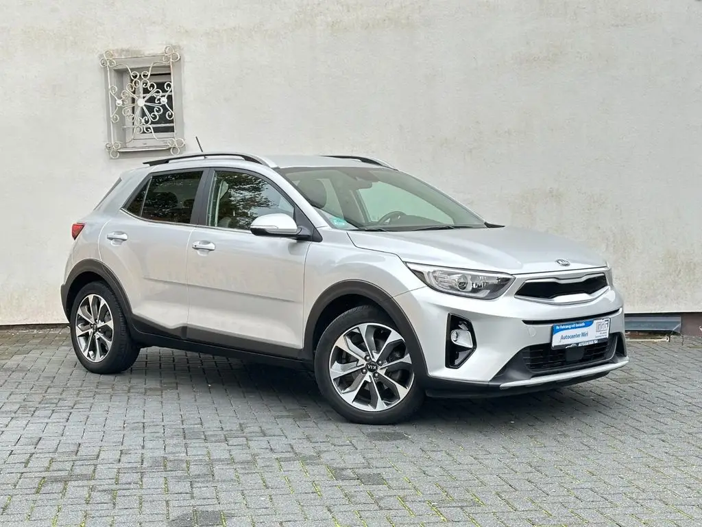 Photo 1 : Kia Stonic 2018 Essence