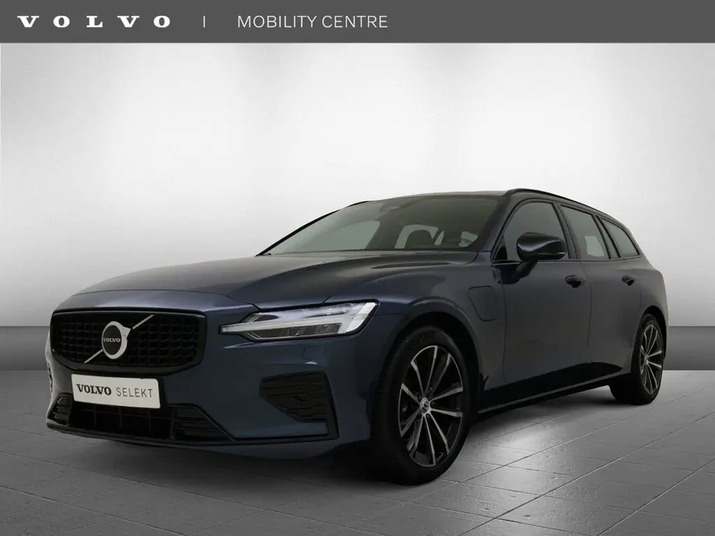 Photo 1 : Volvo V60 2023 Hybride