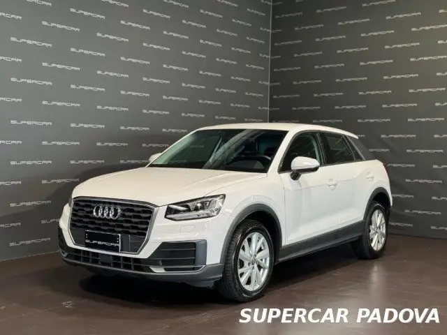 Photo 1 : Audi Q2 2018 Diesel