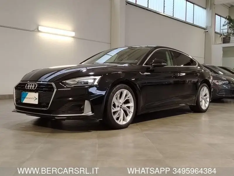 Photo 1 : Audi A5 2021 Hybrid