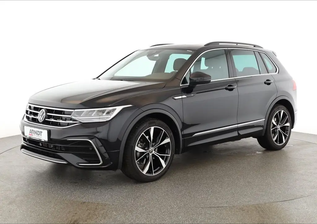 Photo 1 : Volkswagen Tiguan 2024 Essence