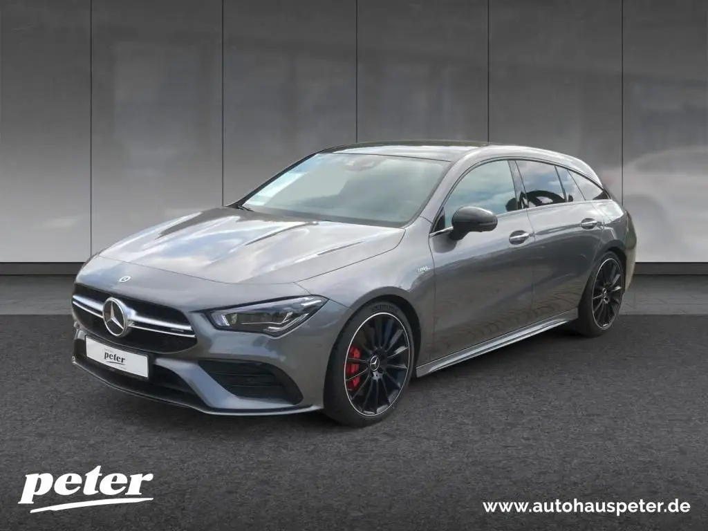 Photo 1 : Mercedes-benz Classe Cla 2021 Petrol