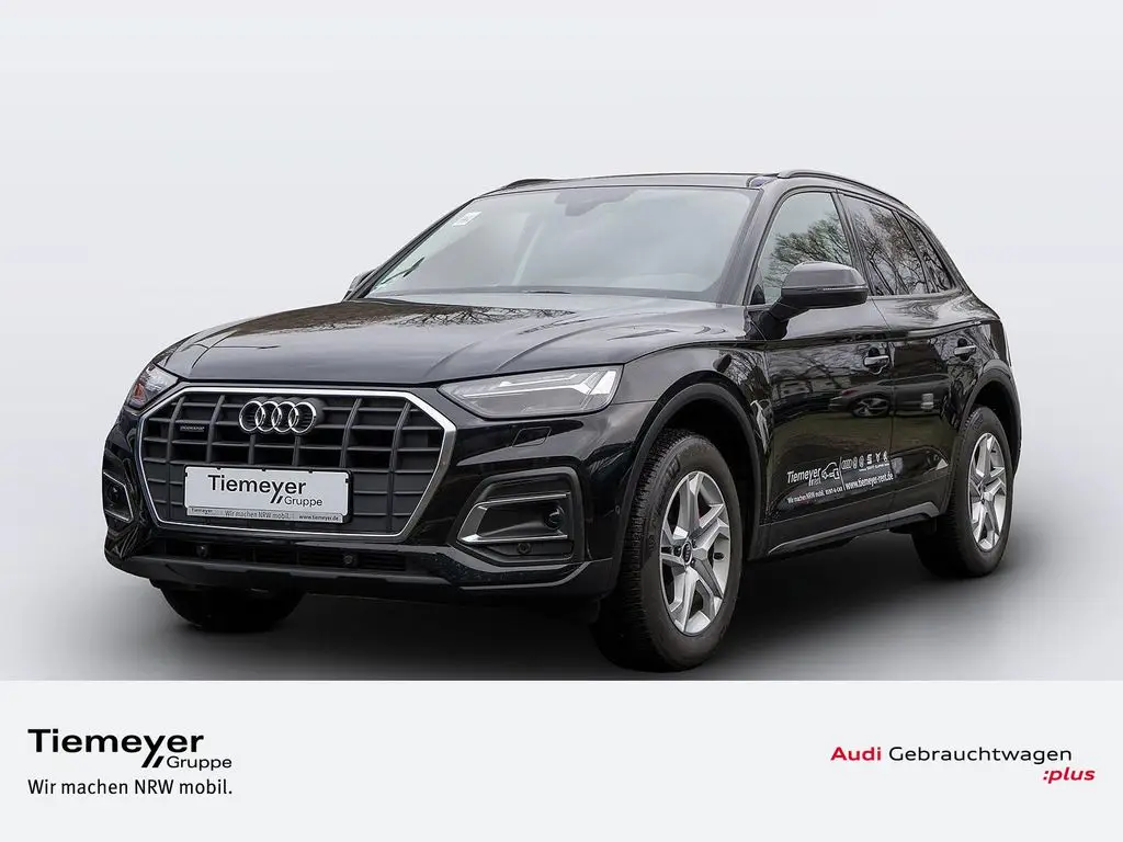 Photo 1 : Audi Q5 2023 Petrol