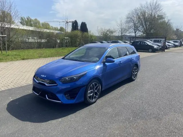 Photo 1 : Kia Ceed 2023 Hybrid