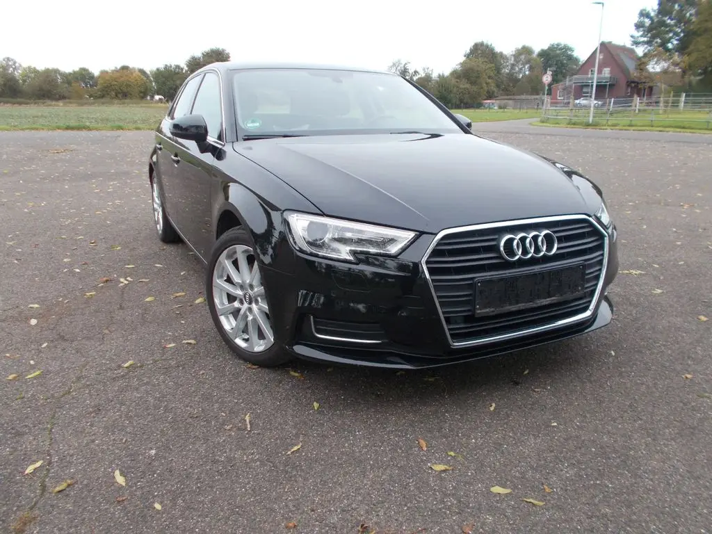 Photo 1 : Audi A3 2017 Diesel